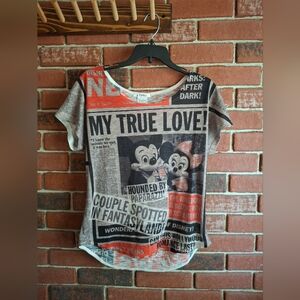 Disney Parks shirt size medium multicolor